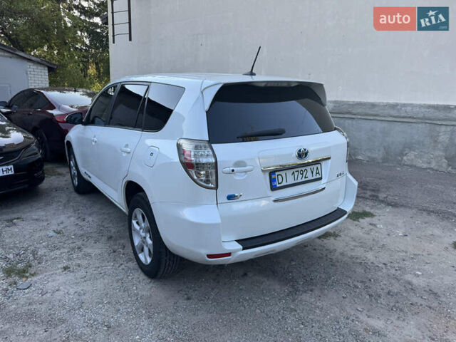 Тойота RAV4 EV 2013 в Житомире на Automoto.ua Белый Тойота RAV4 EV, объемом двигателя 0 л и пробегом 158 тыс. км за 10400 $, фото 5 на Automoto.ua