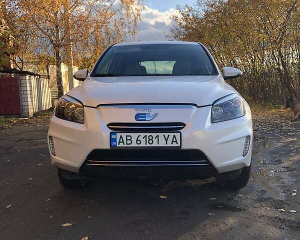 Білий Тойота RAV4 EV, об'ємом двигуна 0 л та пробігом 152 тис. км за 11400 $, фото 15 на Automoto.ua