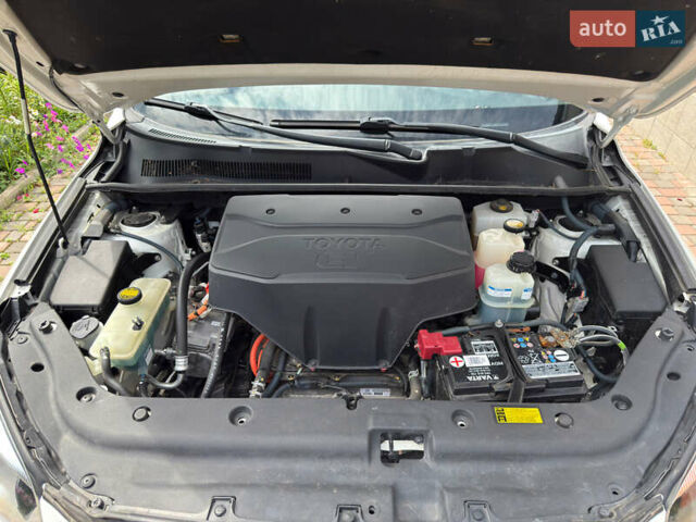Белый Тойота RAV4 EV, объемом двигателя 0 л и пробегом 109 тыс. км за 10700 $, фото 6 на Automoto.ua