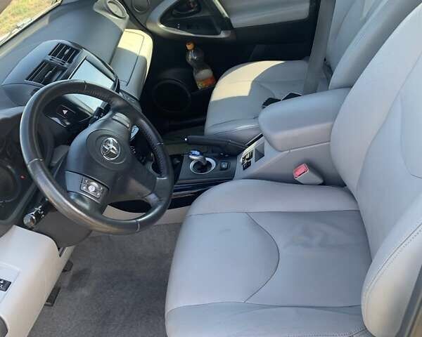 Білий Тойота RAV4 EV, об'ємом двигуна 0 л та пробігом 196 тис. км за 9950 $, фото 15 на Automoto.ua