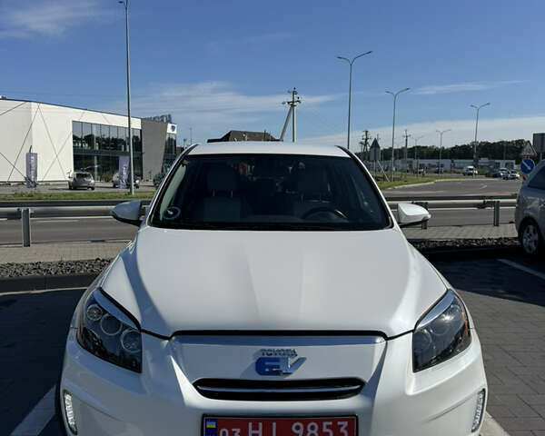 Білий Тойота RAV4 EV, об'ємом двигуна 0 л та пробігом 102 тис. км за 10200 $, фото 2 на Automoto.ua