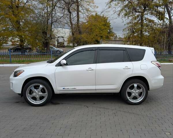 Тойота RAV4 EV 2014 в Одессе на Automoto.ua Белый Тойота RAV4 EV, объемом двигателя 0 л и пробегом 130 тыс. км за 13150 $, фото 8 на Automoto.ua