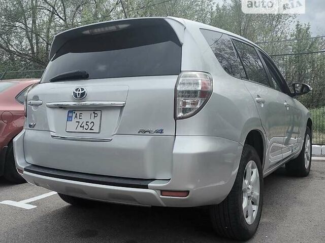 Тойота RAV4 EV, объемом двигателя 0 л и пробегом 183 тыс. км за 15800 $, фото 5 на Automoto.ua