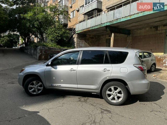 Тойота RAV4 EV, об'ємом двигуна 0 л та пробігом 172 тис. км за 7800 $, фото 15 на Automoto.ua