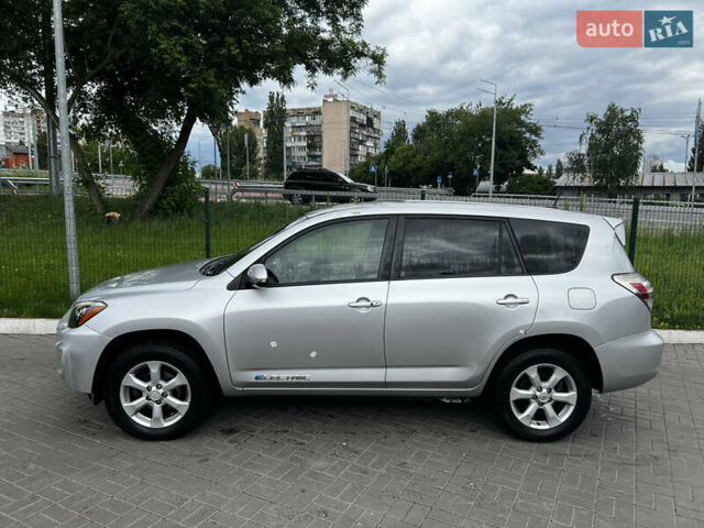 Тойота RAV4 EV, об'ємом двигуна 0 л та пробігом 172 тис. км за 7800 $, фото 11 на Automoto.ua