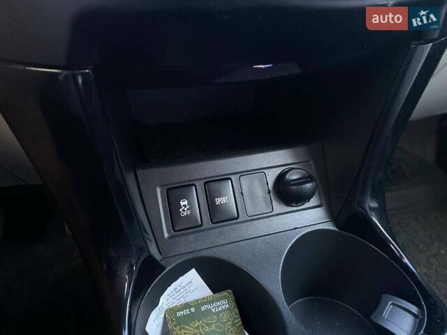 Сірий Тойота RAV4 EV, об'ємом двигуна 0 л та пробігом 210 тис. км за 11500 $, фото 36 на Automoto.ua