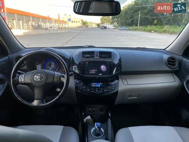 Сірий Тойота RAV4 EV, об'ємом двигуна 0 л та пробігом 210 тис. км за 11500 $, фото 40 на Automoto.ua
