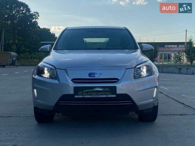 Серый Тойота RAV4 EV, объемом двигателя 0 л и пробегом 210 тыс. км за 10490 $, фото 2 на Automoto.ua
