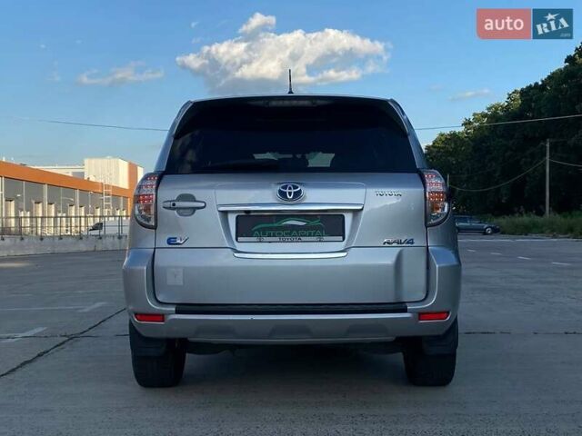 Сірий Тойота RAV4 EV, об'ємом двигуна 0 л та пробігом 210 тис. км за 10490 $, фото 7 на Automoto.ua