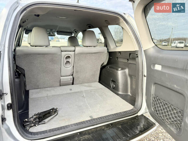 Сірий Тойота RAV4 EV, об'ємом двигуна 0 л та пробігом 149 тис. км за 11999 $, фото 26 на Automoto.ua