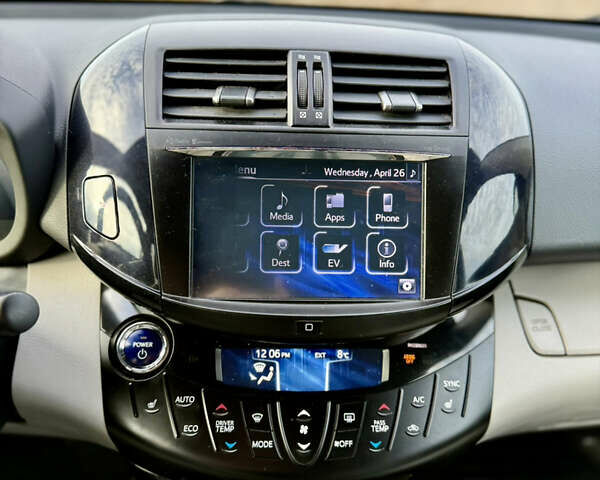 Сірий Тойота RAV4 EV, об'ємом двигуна 0 л та пробігом 149 тис. км за 11999 $, фото 24 на Automoto.ua