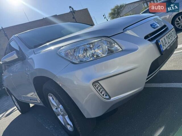 Сірий Тойота RAV4 EV, об'ємом двигуна 0 л та пробігом 97 тис. км за 11900 $, фото 8 на Automoto.ua