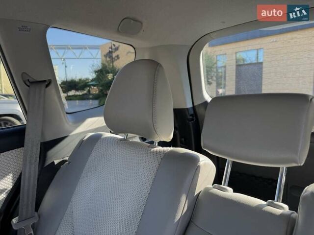Сірий Тойота RAV4 EV, об'ємом двигуна 0 л та пробігом 97 тис. км за 11900 $, фото 30 на Automoto.ua