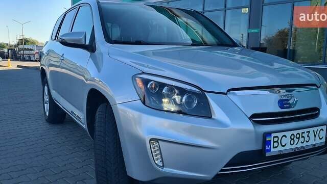 Сірий Тойота RAV4 EV, об'ємом двигуна 0 л та пробігом 129 тис. км за 9850 $, фото 14 на Automoto.ua