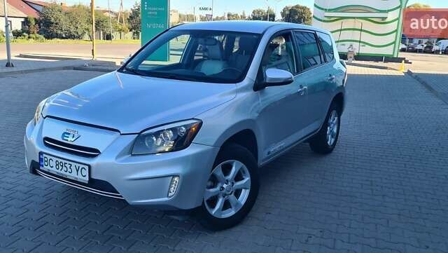 Сірий Тойота RAV4 EV, об'ємом двигуна 0 л та пробігом 129 тис. км за 9850 $, фото 2 на Automoto.ua
