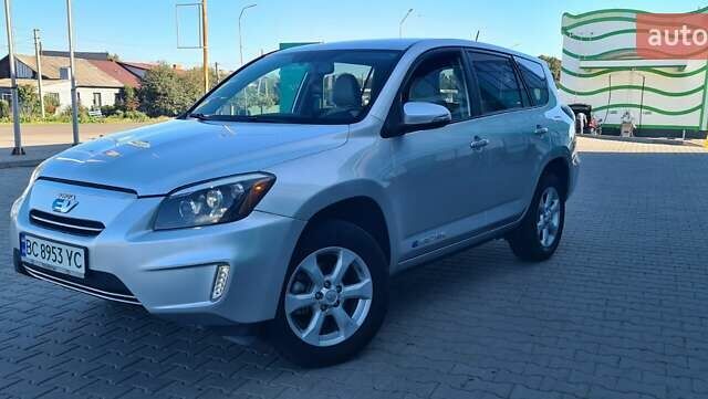 Сірий Тойота RAV4 EV, об'ємом двигуна 0 л та пробігом 129 тис. км за 9850 $, фото 1 на Automoto.ua