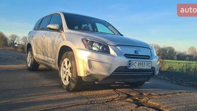 Серый Тойота RAV4 EV, объемом двигателя 0 л и пробегом 130 тыс. км за 8950 $, фото 23 на Automoto.ua