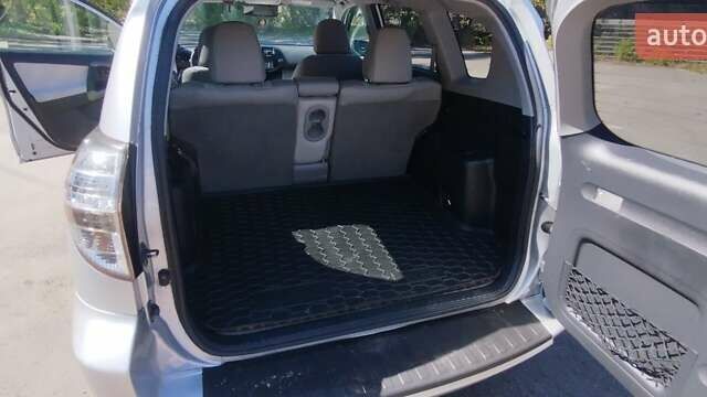 Сірий Тойота RAV4 EV, об'ємом двигуна 0 л та пробігом 126 тис. км за 10700 $, фото 14 на Automoto.ua
