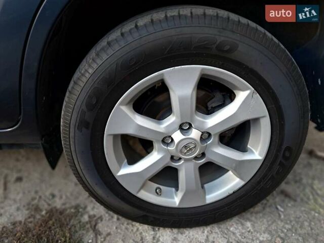 Синий Тойота RAV4 EV, объемом двигателя 0 л и пробегом 189 тыс. км за 10990 $, фото 15 на Automoto.ua