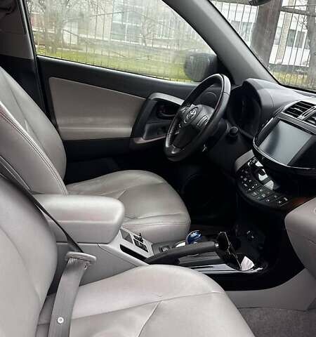 Синій Тойота RAV4 EV, об'ємом двигуна 0 л та пробігом 155 тис. км за 9999 $, фото 11 на Automoto.ua