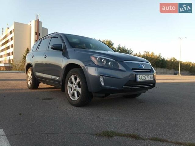 Тойота RAV4 EV 2013 в Харькове на Automoto.ua Синий Тойота RAV4 EV, объемом двигателя 0 л и пробегом 195 тыс. км за 9999 $, фото 7 на Automoto.ua