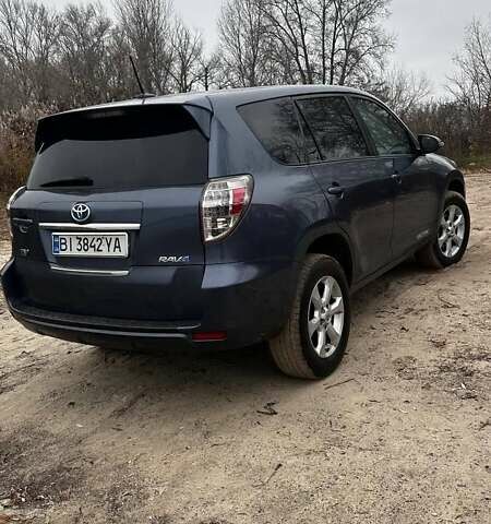 Синій Тойота RAV4 EV, об'ємом двигуна 0 л та пробігом 155 тис. км за 9999 $, фото 6 на Automoto.ua