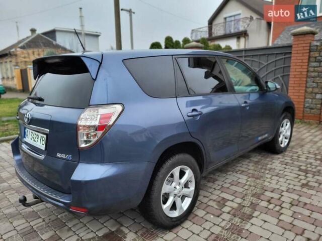 Синій Тойота RAV4 EV, об'ємом двигуна 0 л та пробігом 222 тис. км за 9999 $, фото 5 на Automoto.ua