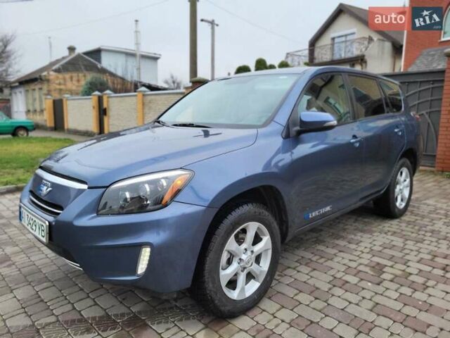 Синій Тойота RAV4 EV, об'ємом двигуна 0 л та пробігом 222 тис. км за 9999 $, фото 1 на Automoto.ua