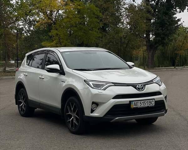 Білий Тойота RAV4 PHEV, об'ємом двигуна 2.49 л та пробігом 70 тис. км за 22700 $, фото 10 на Automoto.ua