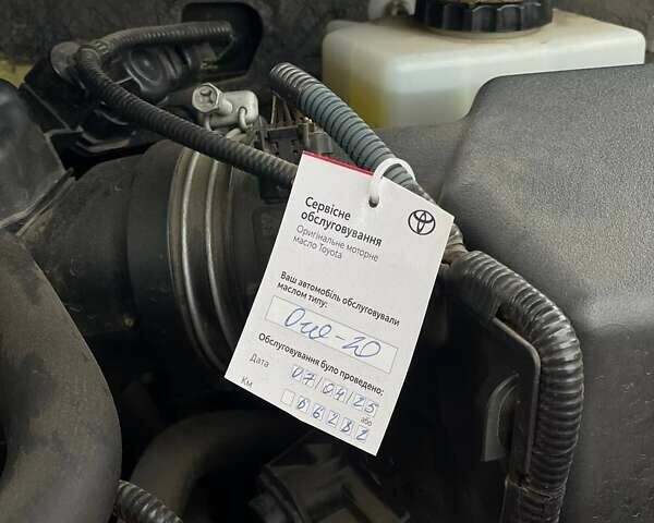 Білий Тойота RAV4 PHEV, об'ємом двигуна 2.49 л та пробігом 70 тис. км за 22700 $, фото 22 на Automoto.ua