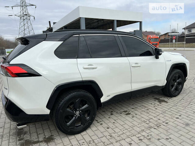 Білий Тойота RAV4 PHEV, об'ємом двигуна 2.49 л та пробігом 46 тис. км за 35800 $, фото 4 на Automoto.ua