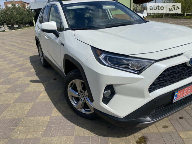 Білий Тойота RAV4 PHEV, об'ємом двигуна 2.49 л та пробігом 72 тис. км за 37800 $, фото 18 на Automoto.ua