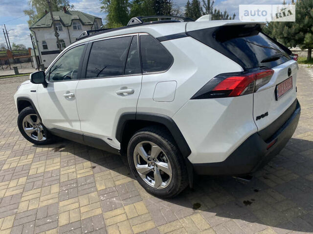 Белый Тойота RAV4 PHEV, объемом двигателя 2.49 л и пробегом 72 тыс. км за 37800 $, фото 15 на Automoto.ua