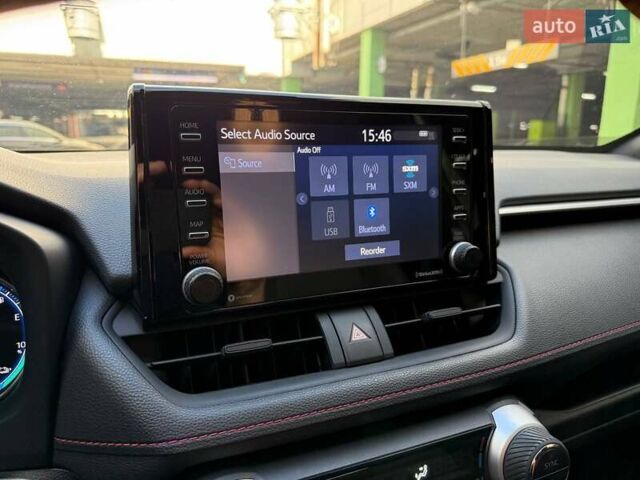 Черный Тойота RAV4 PHEV, объемом двигателя 2.49 л и пробегом 71 тыс. км за 40990 $, фото 24 на Automoto.ua