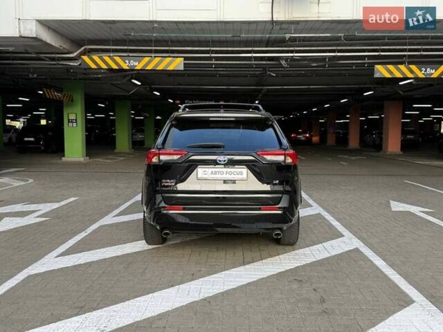 Черный Тойота RAV4 PHEV, объемом двигателя 2.49 л и пробегом 71 тыс. км за 40990 $, фото 5 на Automoto.ua