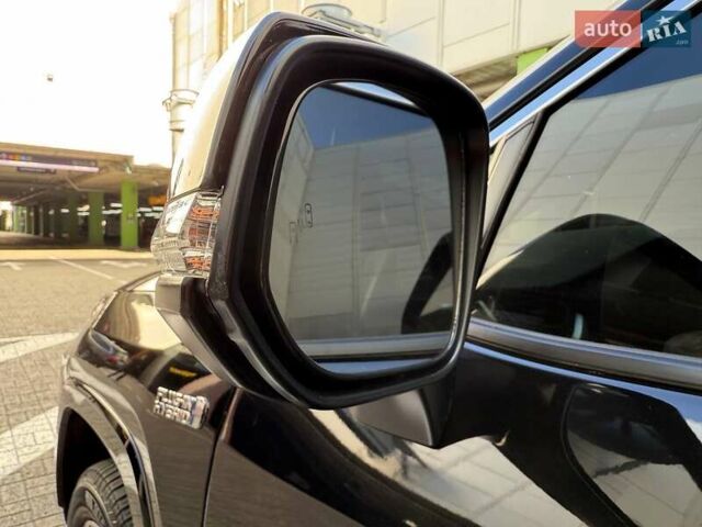 Черный Тойота RAV4 PHEV, объемом двигателя 2.49 л и пробегом 71 тыс. км за 40990 $, фото 15 на Automoto.ua