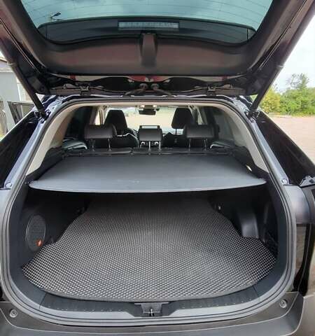 Черный Тойота RAV4 PHEV, объемом двигателя 2.49 л и пробегом 13 тыс. км за 48100 $, фото 13 на Automoto.ua