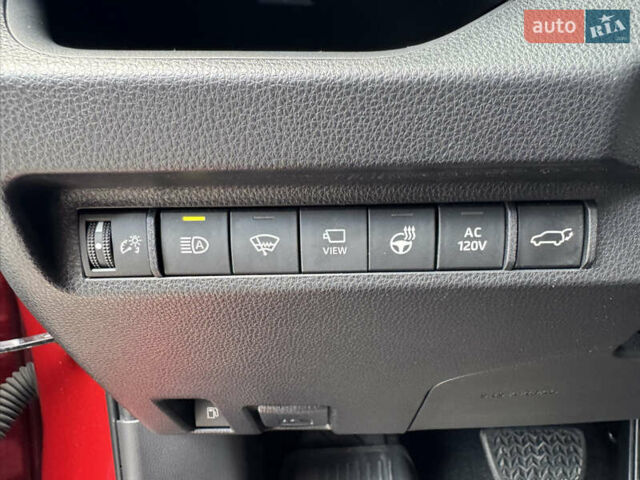 Красный Тойота RAV4 PHEV, объемом двигателя 2.49 л и пробегом 81 тыс. км за 42000 $, фото 29 на Automoto.ua