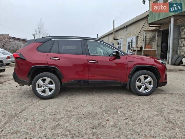 Красный Тойота RAV4 PHEV, объемом двигателя 2.4 л и пробегом 45 тыс. км за 29900 $, фото 21 на Automoto.ua