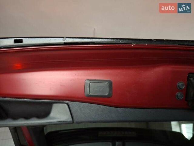 Красный Тойота RAV4 PHEV, объемом двигателя 2.4 л и пробегом 45 тыс. км за 29900 $, фото 19 на Automoto.ua