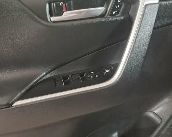 Красный Тойота RAV4 PHEV, объемом двигателя 2.4 л и пробегом 45 тыс. км за 29900 $, фото 33 на Automoto.ua