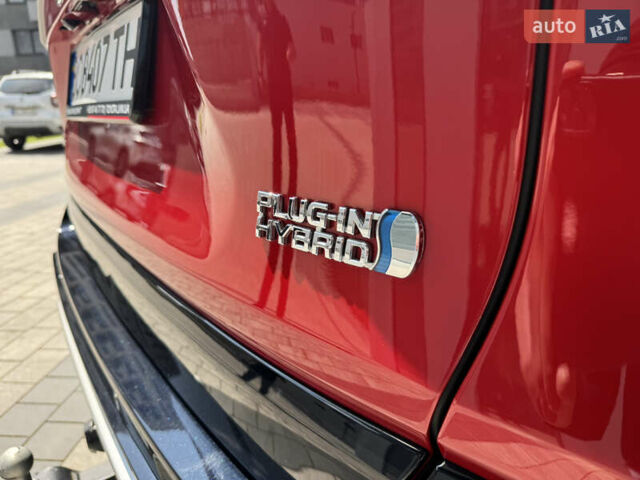 Красный Тойота RAV4 PHEV, объемом двигателя 2.49 л и пробегом 81 тыс. км за 42000 $, фото 9 на Automoto.ua