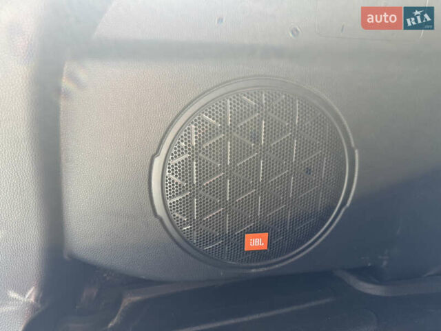 Красный Тойота RAV4 PHEV, объемом двигателя 2.49 л и пробегом 81 тыс. км за 42000 $, фото 14 на Automoto.ua