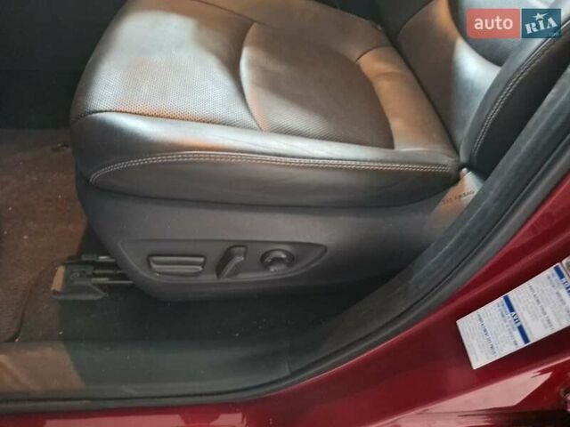 Красный Тойота RAV4 PHEV, объемом двигателя 2.4 л и пробегом 45 тыс. км за 29900 $, фото 11 на Automoto.ua