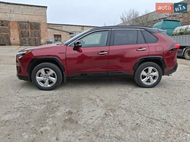 Красный Тойота RAV4 PHEV, объемом двигателя 2.4 л и пробегом 45 тыс. км за 29900 $, фото 24 на Automoto.ua