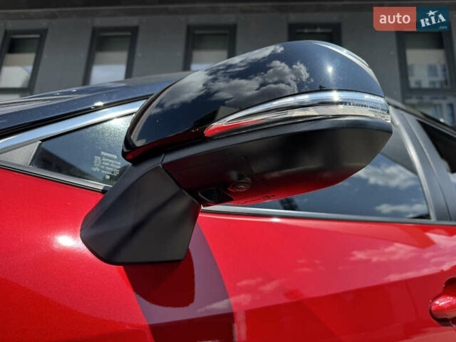 Красный Тойота RAV4 PHEV, объемом двигателя 2.49 л и пробегом 81 тыс. км за 42000 $, фото 6 на Automoto.ua