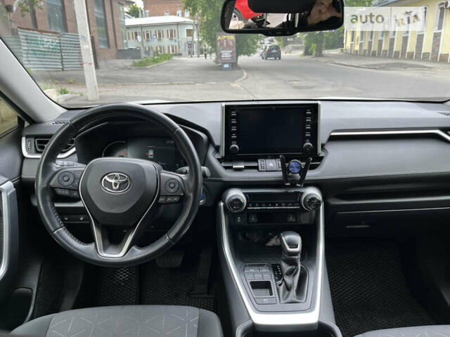 Тойота RAV4 PHEV, об'ємом двигуна 2.49 л та пробігом 47 тис. км за 32000 $, фото 10 на Automoto.ua