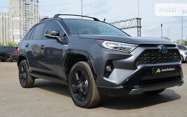 Тойота RAV4 PHEV, об'ємом двигуна 2.49 л та пробігом 33 тис. км за 40000 $, фото 2 на Automoto.ua