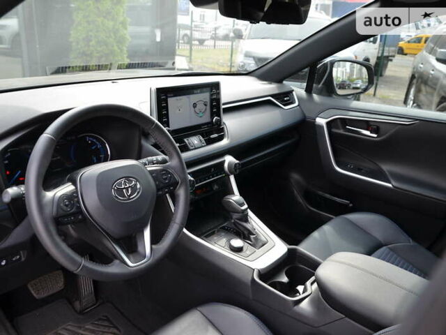 Тойота RAV4 PHEV, объемом двигателя 2.49 л и пробегом 33 тыс. км за 40000 $, фото 16 на Automoto.ua