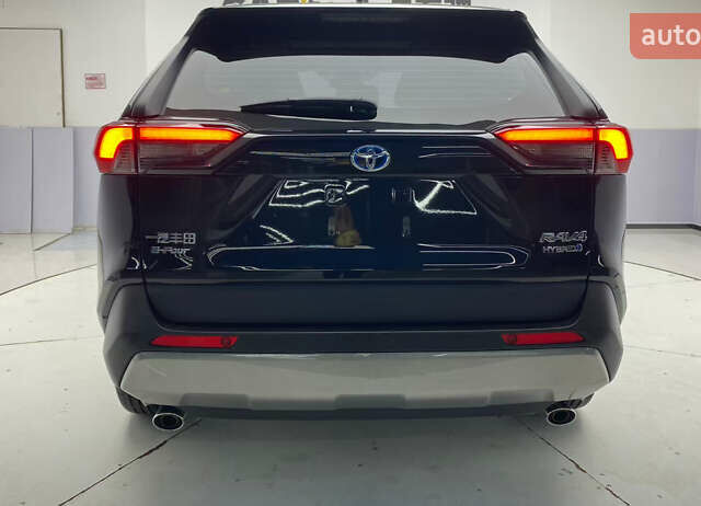 Тойота RAV4 PHEV, объемом двигателя 2.49 л и пробегом 3 тыс. км за 42999 $, фото 2 на Automoto.ua